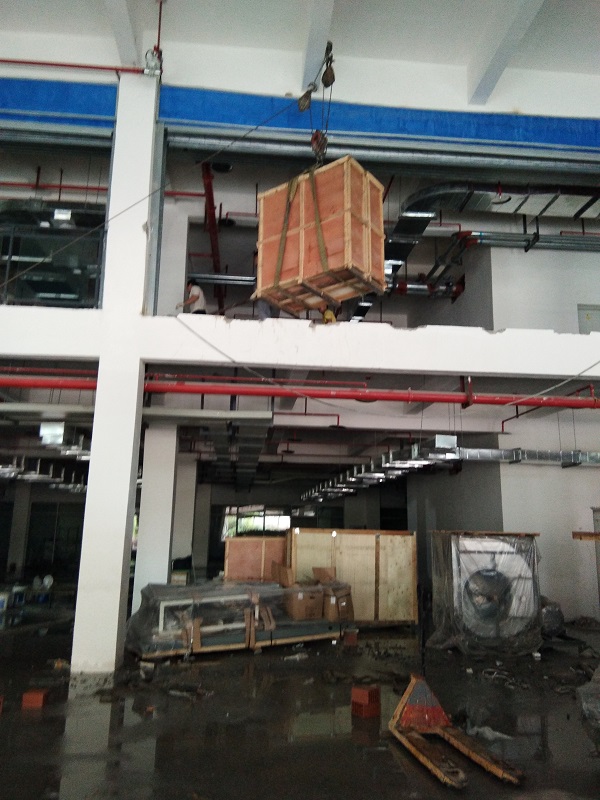 重庆大件设备吊装公司腾跃介绍厂房设备搬迁特